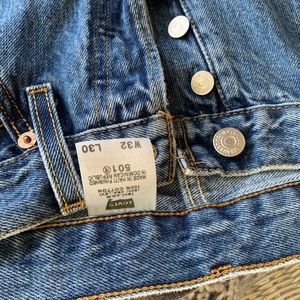 Levi’s men’s 501 Button Fly Jeans stone washed